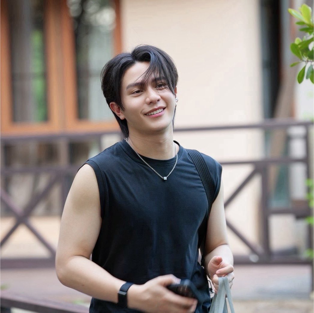harxeuphoria's tweet photo. WILLIAM JAKRAPATR?!! DEAN?!! 😭😭😭😭😭

꒰ #williamjkp ꒱ 
#YouManiacSeriesQ29 https://t.co/lN6uf8W21l