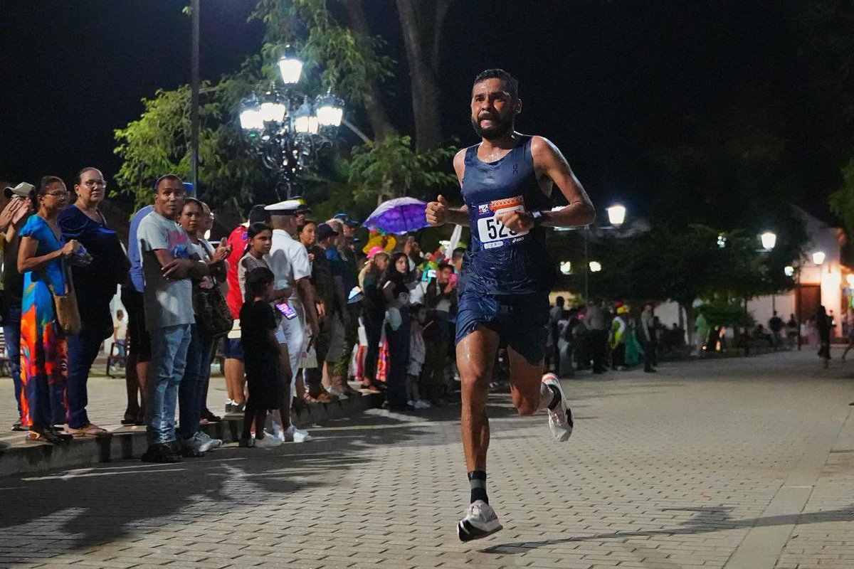 YamilHAranaP's tweet photo. Hoy lanzamos oficialmente la carrera Mompox 15K, el evento deportivo que acogerá a más de 2.500 runners que llegarán a la Tierra de Dios a disfrutar de un espectáculo maravilloso.

El turismo deportivo nos ayuda a dinamizar la economía de toda La Mojana. 

Invitados cordialmente, inscríbanse aquí: https://t.co/YI1PjsRUQB

En Bolívar siguen pasando cosas buenas 🇱🇹