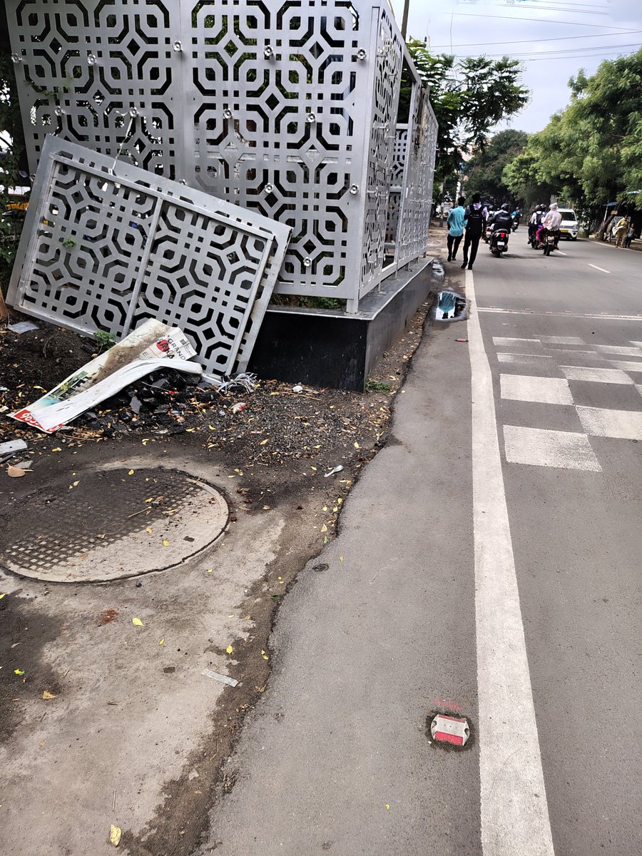 Shaffi_raj's tweet photo. @chennaicorp @sameerangs Just a few months passed. This is the current status. Seriously it's concerning your quality of work. Don't do it for a name sake. Seriously disappointed. https://t.co/46tqVurr6n