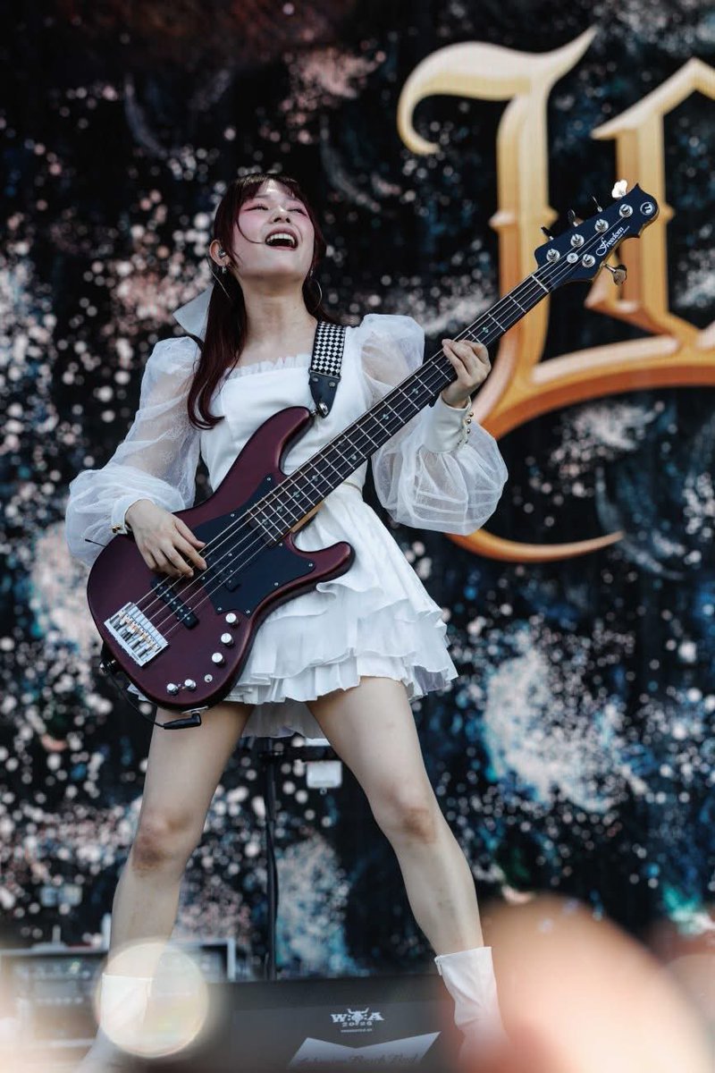 Doris0919Tears's tweet photo. Famiちゃん😊

#めっちゃ可愛い女の子
#激推し
#famifamimario #Namelesswarrior #knockinatheavensgate #lovebites #heavymetal #metal #lovebites_jp #jmetal #japanheavymetal #japanfemaleheavymetal #heavymetalmusic #heavymetalband #allfemaleband #rock #lovebitesband https://t.co/O9qAgh6PyQ