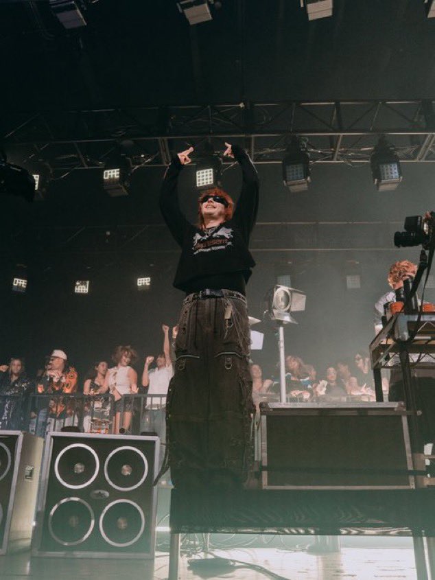 digitalcliffo's tweet photo. dj cliffo in his element https://t.co/IYwJnB4jaH
