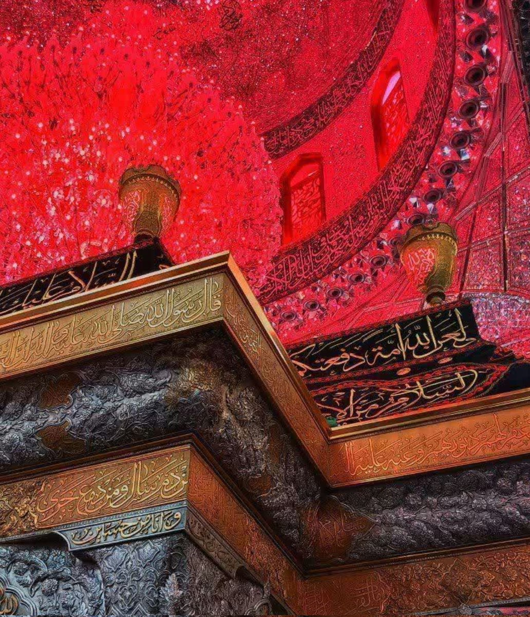 FershtkhobeGod's tweet photo. و دلم که در میان هیاهوی زائران اربعینت دیده نمی شود😭😭😭 https://t.co/tCQlWSdNPP
