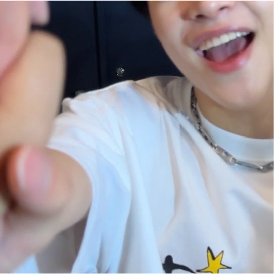 nadeariiiz tweet picture