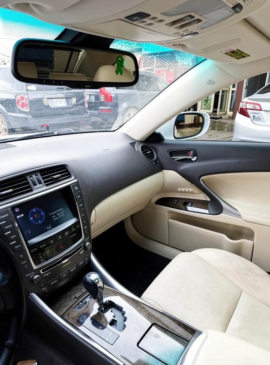 TPhyzo's tweet photo. *NEW ENTRY FOREIGN-USED 🇺🇸 LEXUS IS250 2009 MODEL*

📌 Untouched Engine, Gear &amp; Ac
📌Reverse Camera/Navigation
📌Pristine Two-tone Interior
📌Custom Alloy Wheels

*Price: 12m*

*Location: Mainland Lagos https://t.co/PWr4pqT2HM