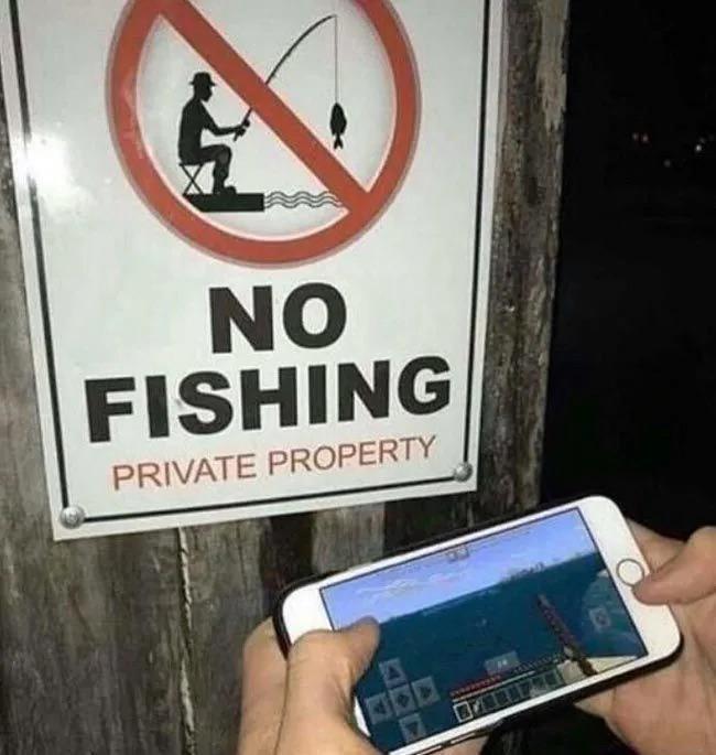 MinecraftMeme16's tweet photo. Nothing personal https://t.co/ZXmU5PXFPQ