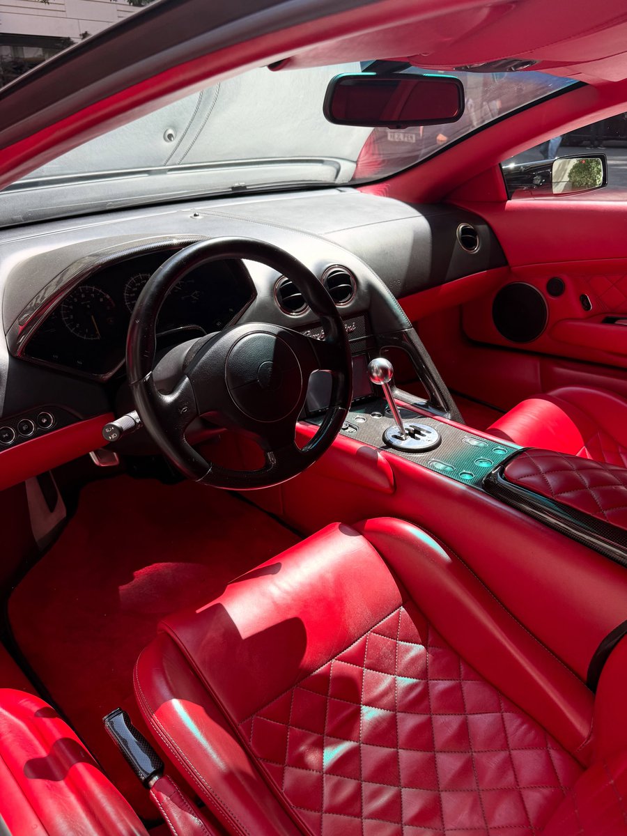 Thecargi01's tweet photo. Lamborghini Murciélago LP640 🔥

This is a collector's car with roughly 88 units produced in this spec. Valued at around $1millon. 

Do you think this is worth it ? https://t.co/y7lBmyKXvQ