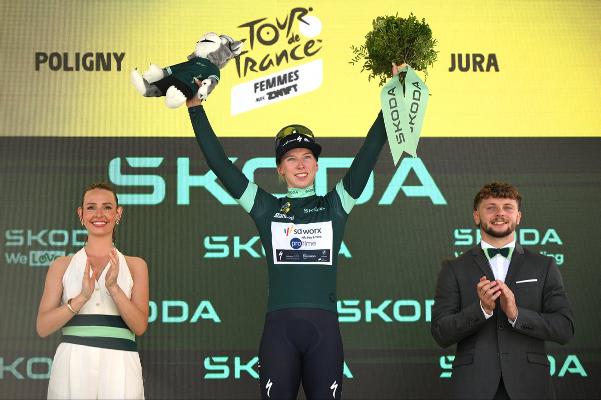 teamsdworx's tweet photo. @lorenawiebes switches to green after two amazing days in jellow ! 😍🙏🏻 The fight is on ! 🟢
#wesparksuccess #tdff2026 https://t.co/3T08spiyHW
