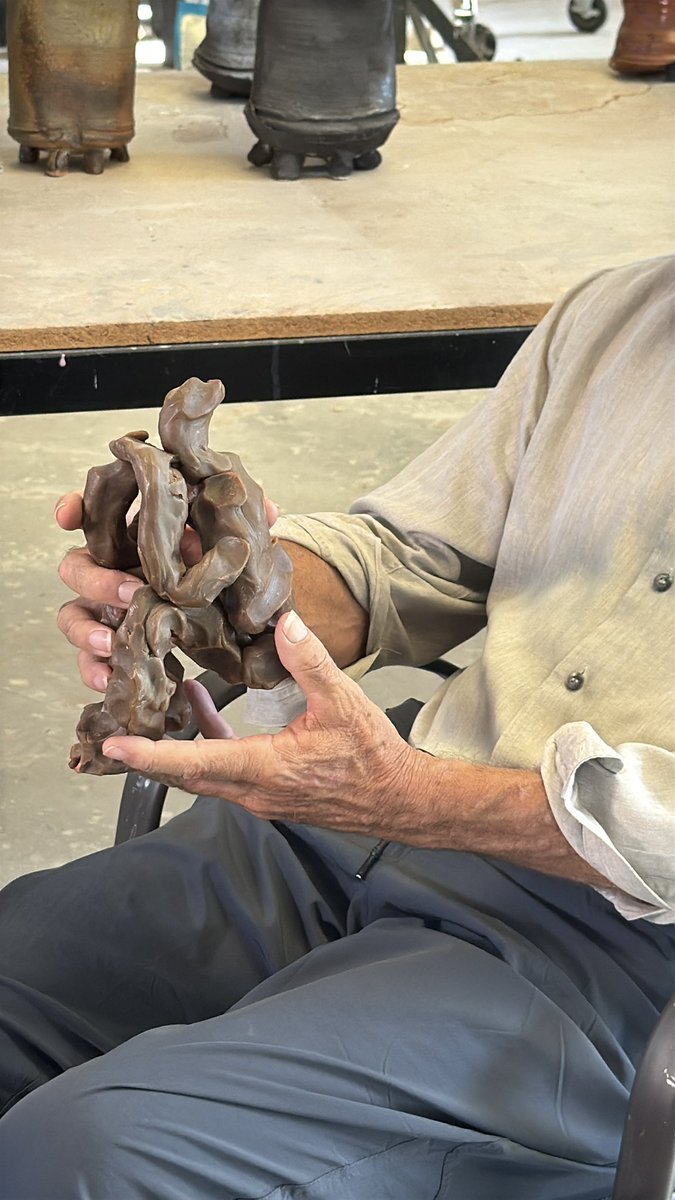 azIllustrated's tweet photo. Some behind the scenes magic from our story on Curt Brill, a Tucson- based sculptor. ✨

Watch Curt or any other story anytime on our YouTube channel. 📺 https://t.co/Kg1otnIDLc