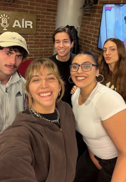 swiftihada's tweet photo. mis personas favoritas 💕 https://t.co/NUs80ZXYeq