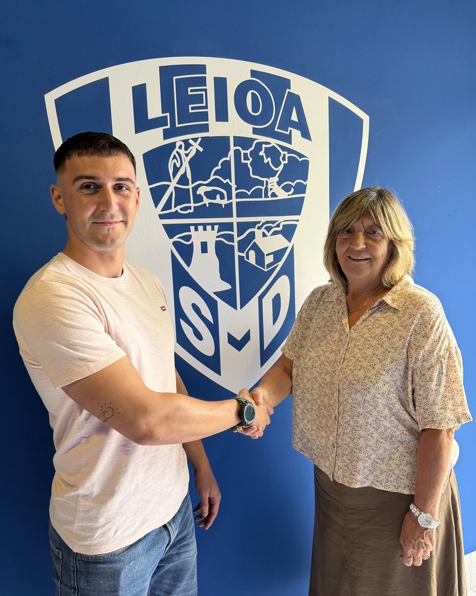 SDLEIOAoficial's tweet photo. 🆕 Asier Martin, nuevo Coordinador de Fútbol Escolar de la #SDLeioa.

A partir de esta campaña, Asier asumirá la coordinación, desde prebenjamines hasta infantiles, de SD Leioa, Lagun Artea y Leioako Emakumeak.

🔝 ¡A por la novena temporada, @asiermartin07!

#AupaLeioaBETI 💙❤️ https://t.co/NHF4F3Dwhh