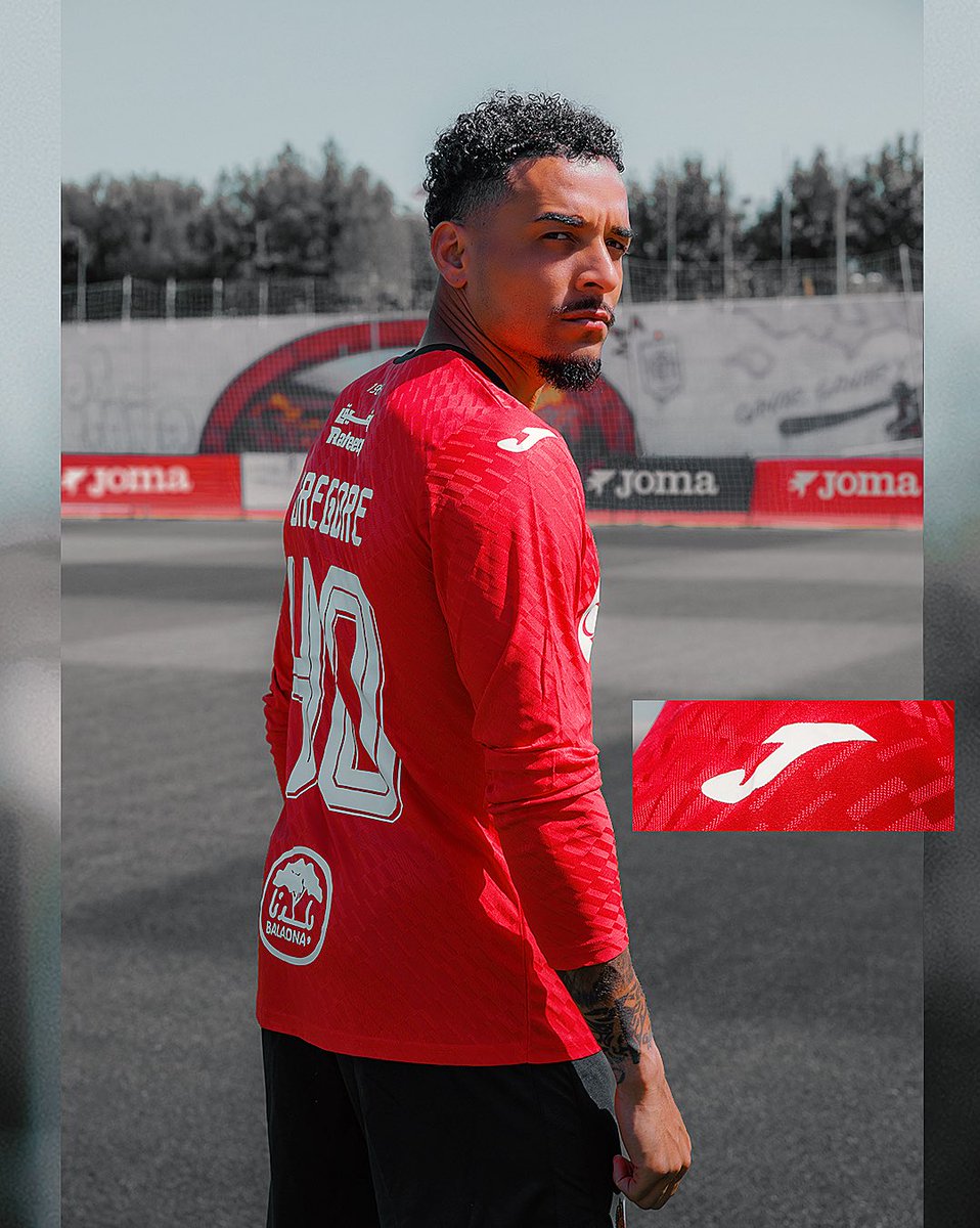AlrayyanSC's tweet photo. The 2026/27 Al Rayyan SC home kit is here❤️🖤⚡️.

#الريان | #AlRayyan https://t.co/0HclhpPeTa