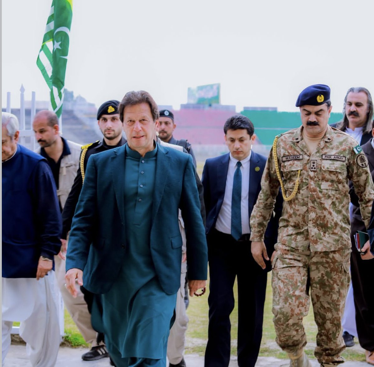 kaliwal08's tweet photo. ششٹم کا باپ ✌🏻🔥☠️
#ناحق_قید_کے_3سال https://t.co/KfUFU699Sj