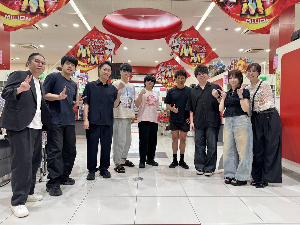 Aoyama_Ryo's tweet photo. 遅くまでご視聴ありがとうございました😴✨みんなでワイワイ楽しかった〜！ https://t.co/27d5BrSjYG