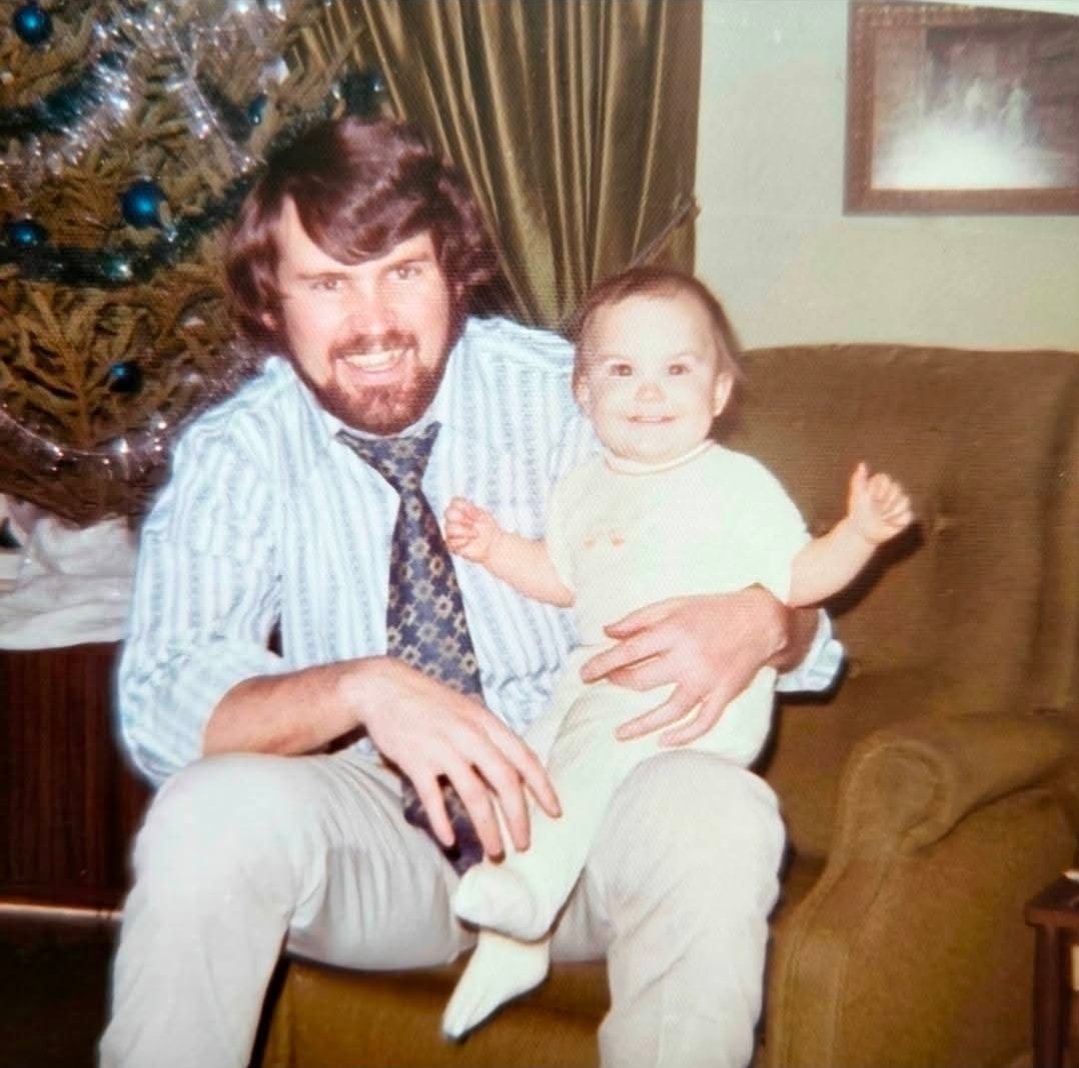 lealeanna's tweet photo. My father, #BrianJohn, was the first recipient of the digital corneal implant and shared that @StevieWonder was the second. Stevie, is this true? #Visions ✝️👁️✨🤍
#FunkyfiedRainbow🌈😎
https://t.co/R2h5TxdQgm https://t.co/I0M9EQ7H82