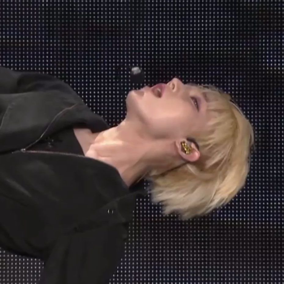 tayoe126's tweet photo. 목에 핏줄ㅅㅂ.. https://t.co/PIcgR1owZR