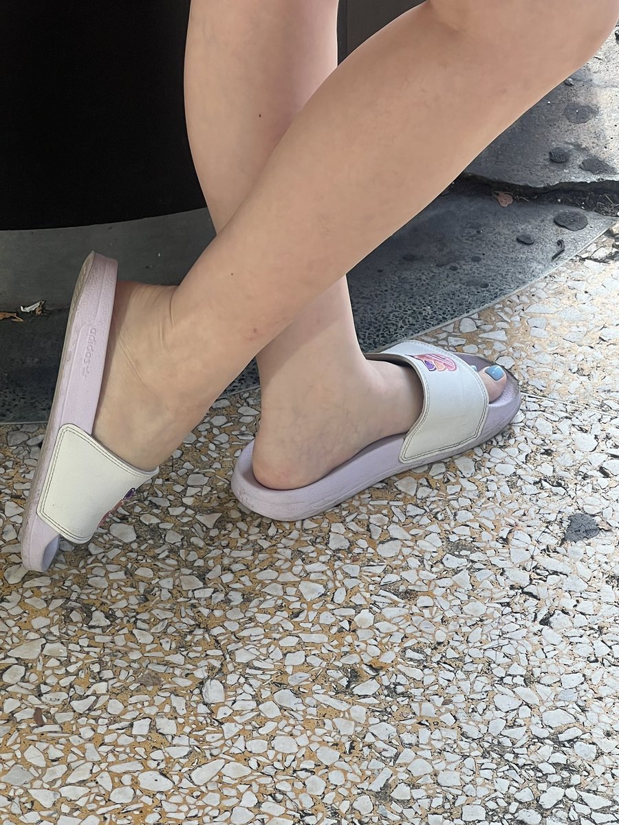 L0wQpics's tweet photo. #footfetısh 
#feet #foot #sole
#足裏
#玉足 
#足控 https://t.co/HUOsSWcHf3