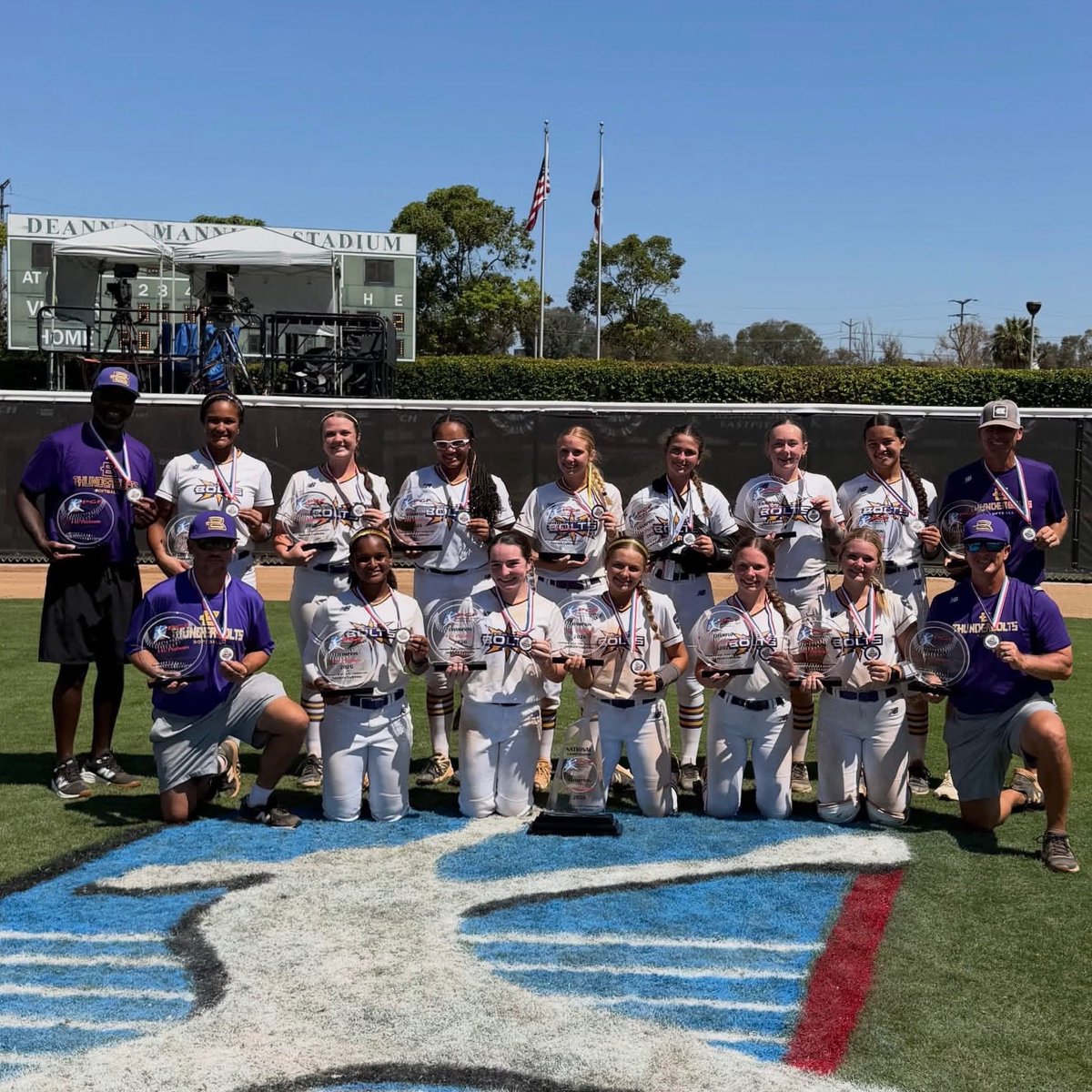 HarperReach2030's tweet photo. PGF National Champions! What an amazing week it has been with this talented team!! So proud of everyone on my team and all the work we have put in!!๐โก๏ธ
#BHMBoltsmade
@BHMBoltsOrg
@BHMBolts2030
@LineDsoftball
@ExtraInningSB
@TopPreps
@MaxPreps
@SoftbalAmerica
@PGFnetwork https://t.co/4FyxwGdOhW