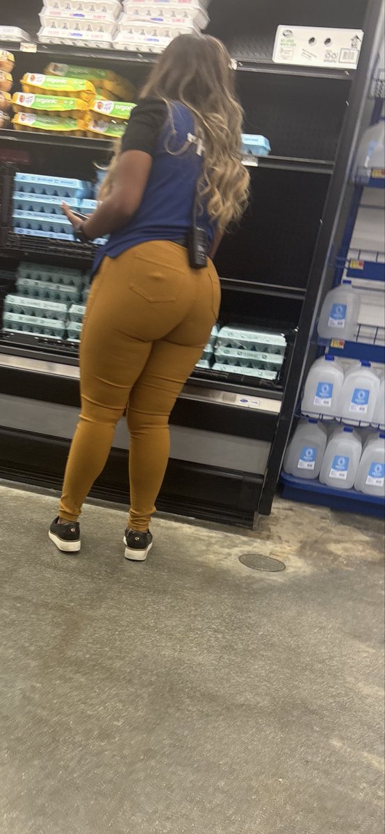 AtlCandids tweet picture