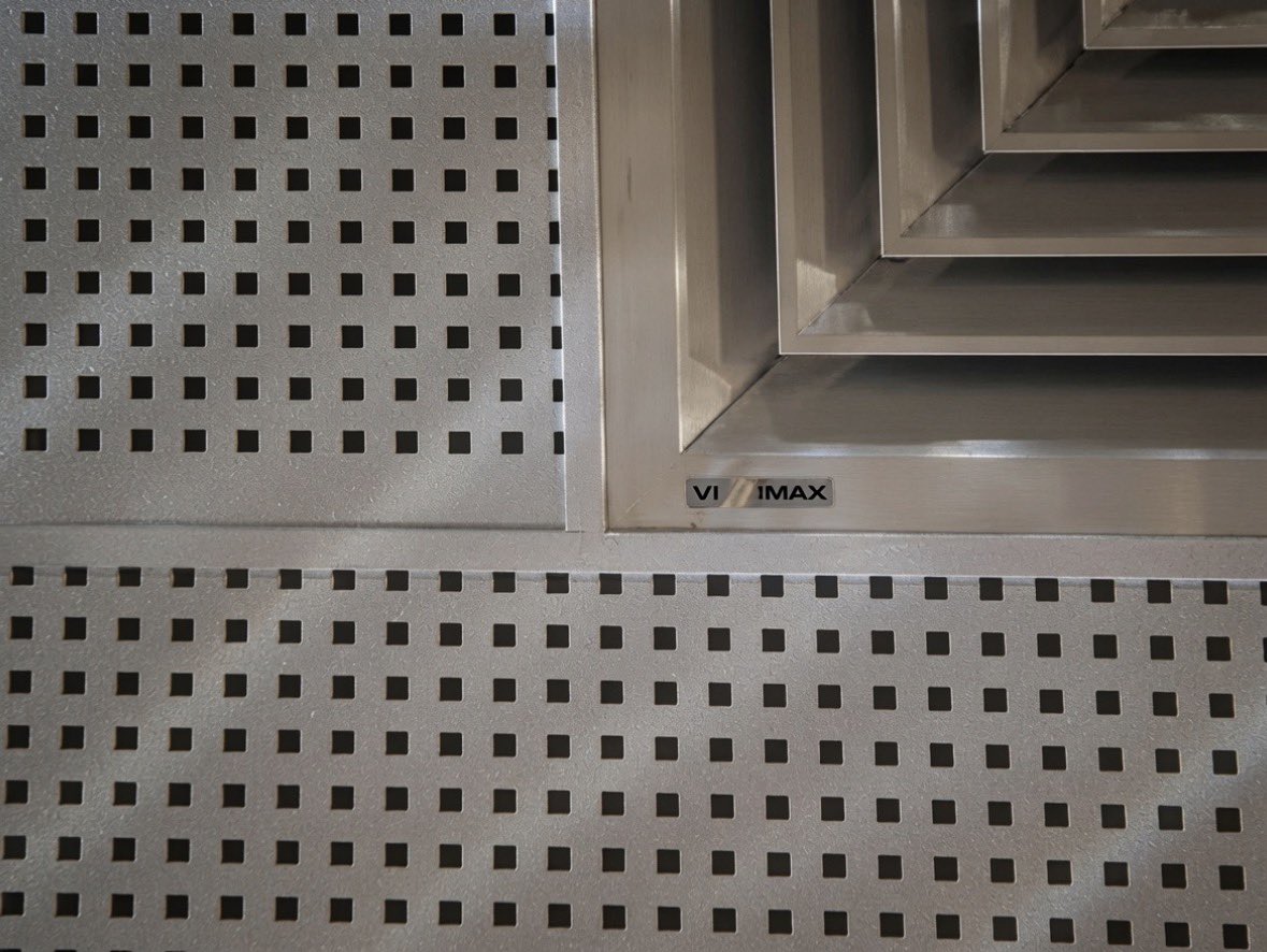 AdnaanJnr's tweet photo. Am I the only one who felt betrayed by how the VMax played out?

I was expecting a big reveal, just for it to be a vent.

#SpiderManBrandNewDay https://t.co/RkyJy1h0DN