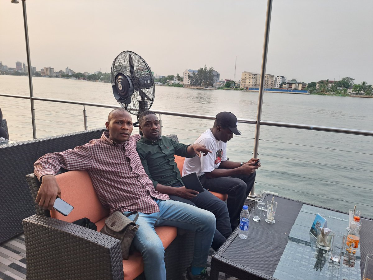 richestfigo's tweet photo. @Timmysofine United Kingdom, Albania, USA,Nigeria https://t.co/2bKtblb7wk