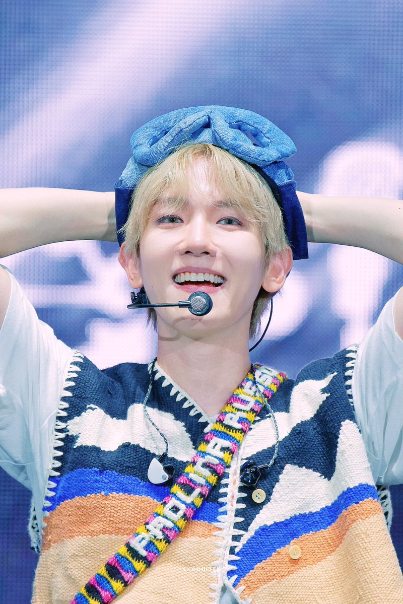 BOXIANx's tweet photo. SO PROUD OF YOU BAEKHYUN!!! ✨️
KEEP FIGHTING!
KEEP GOING 🐾 
TAKE THE TIME YOU NEED
YOUR ERIS ARE ON YOUR SIDE 
AND THEY WILL STAY BY YOURSIDE
DON'T WORRY ABOUT IT!
ERIS ADORE, LOVE AND SUPPORT OUR KYOONG! 🫶🤍
#MessageForBaekhyun
#백현에게한마디 https://t.co/cQg1ExYWyA