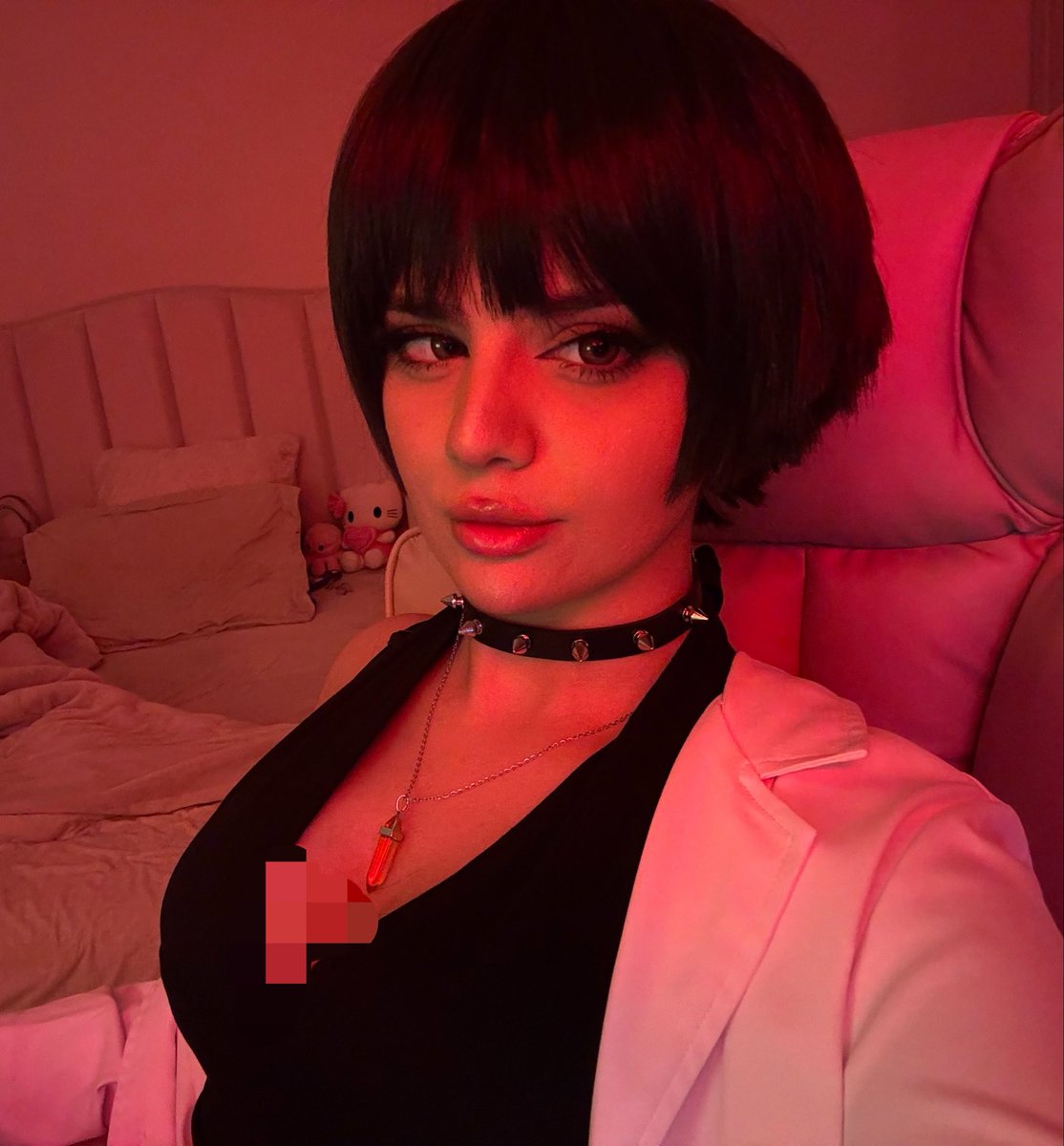 CUPIDSPRINGS's tweet photo. Tae takemi in the building 
#costwt #taetakemi #persona #cosplay https://t.co/JK2GV87r0L