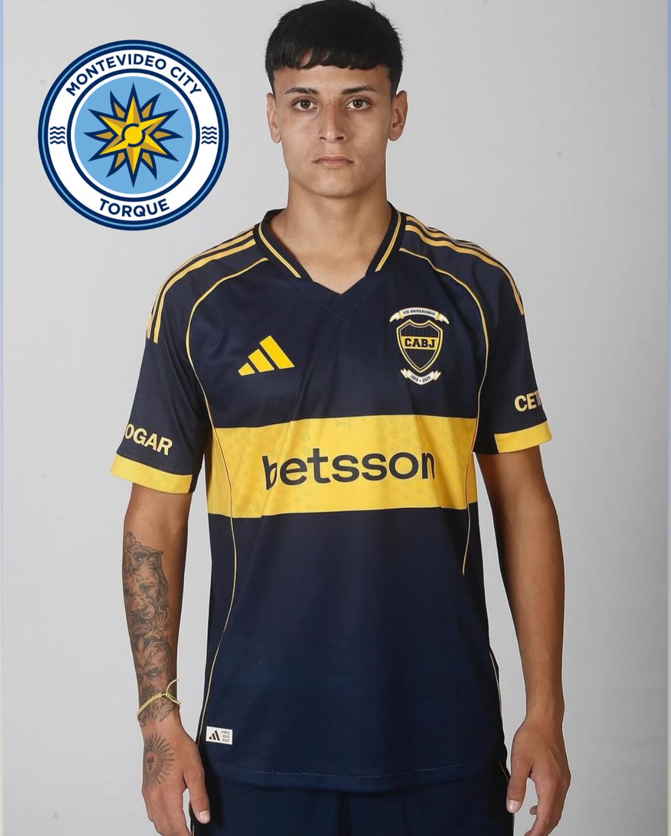 UniversoBoca12's tweet photo. 🚨 #BOCA Y #CITYTORQUE 🇺🇾 TIENEN NEGOCIACIONES AVANZADAS POR EL PRESTAMO DE SANTIAGO #ZAMPIERI
⚠️ Sería un préstamo por 12 meses al club Uruguayo.
👉 Si se confirma, el Xeneize obtiene un cupo para poder incorporar hasta el 2/9.
ℹ️ @GerGarciaGrova
#BocaJuniors 🟦🟨🟦 https://t.co/txgaibIsyp