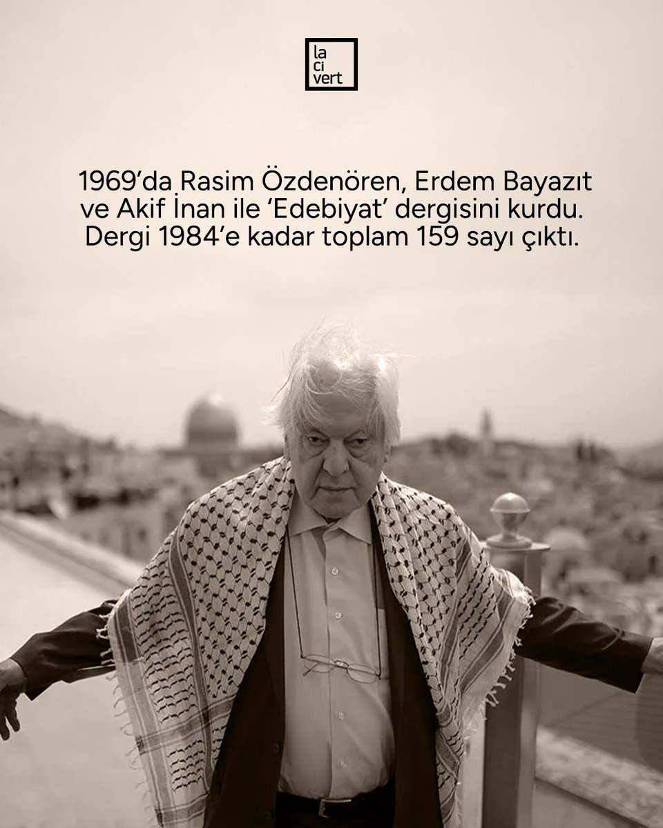 lacivert_dergi's tweet photo. “Kudüs’ten yükselen bir feryad.”

Hayatını kelimelerle kuran Nuri Pakdil, yazmayı bir dava, Kudüs’ü ise vicdanın merkezi olarak gördü. Onun düşünce dünyasına altı maddede yakından bakıyoruz.

#lacivertdergi https://t.co/pW9DSBUILE