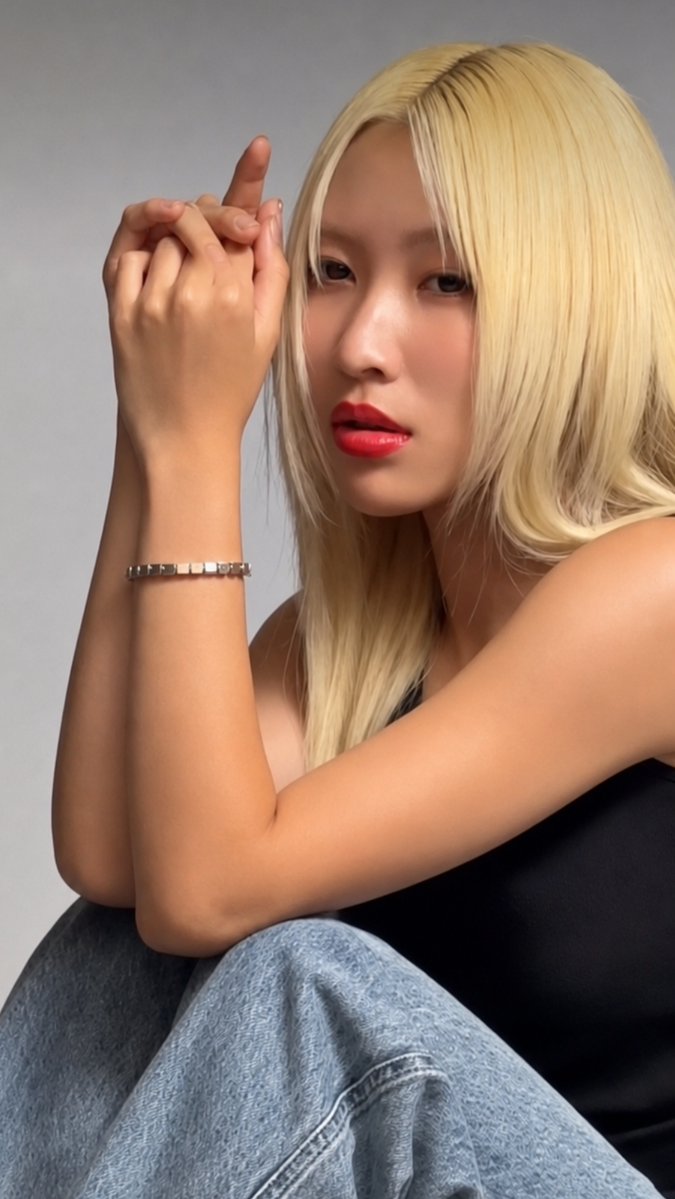 xg_observer's tweet photo. She’s so beautiful I could die. 美しすぎて死ぬ。#XG #Maya https://t.co/rxjYlWGgzN