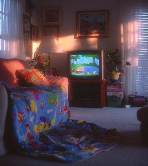 thegoldenaged's tweet photo. How early mornings felt as kids https://t.co/M0PlwZUBDm