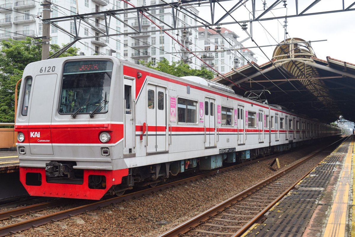 Rafy_RaFProject's tweet photo. Senin, 03 Agustus 2026

Saya mendapatkan info kemarin, Tokyo Metro 6000 rangkaian 6120F, telah resmi berhenti beroperasi, yang menandakan rangkaian ini telah berpisah dari JABODETABEK untuk selamanya.

Mari kita ucapkan selamat tinggal 
dan "TERIMA KASIH TOKYO METRO 6120F!!" https://t.co/zkmswklXwg