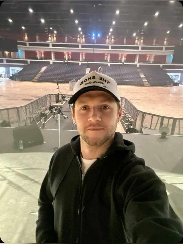 rita_jason23's tweet photo. Music is my dream and I have made it love and follow me 🤩❤️ https://t.co/Ixkiv2xknE