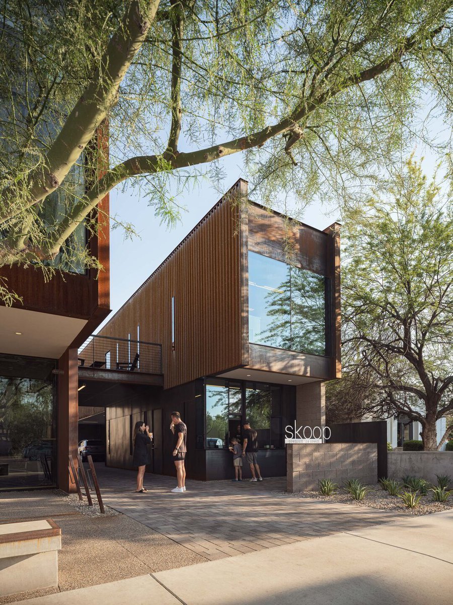 Archello's tweet photo. debartolo architects’ Skoop ice cream shop demonstrates how material efficiency drives sustainability 
https://t.co/UCw4tGMz5w 

#MaterialEfficiency #PassiveDesign #AdaptiveArchitecture https://t.co/WksSoIiLwv
