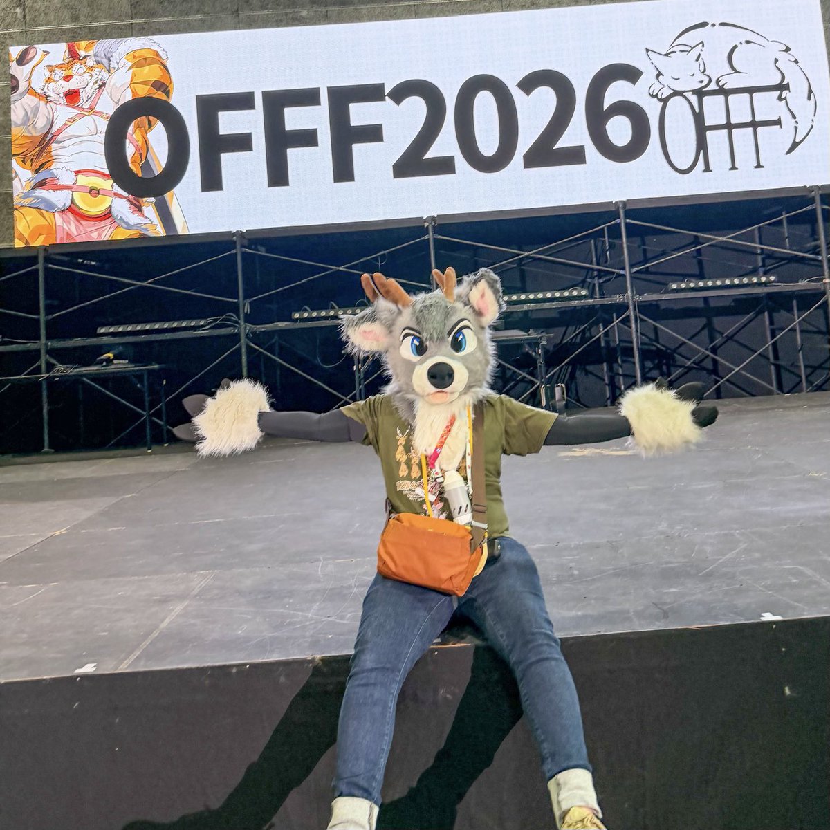 riley_the_deer's tweet photo. 無事にシンガポールに帰国しました。OFFFで皆さんと会えて楽しかったです!

日本語が話せない私に優しくしてくださり、ありがとうございました。

写真や交流、名刺もありがとうございました!数日かけて拝見します。また次回お会いできるのを楽しみにしています。

お疲れ様でした! 🙇 https://t.co/s7t1VbHgUt