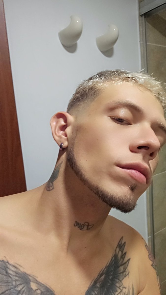 AndresTabaresV's tweet photo. #Gaymed https://t.co/9ewchLbjav