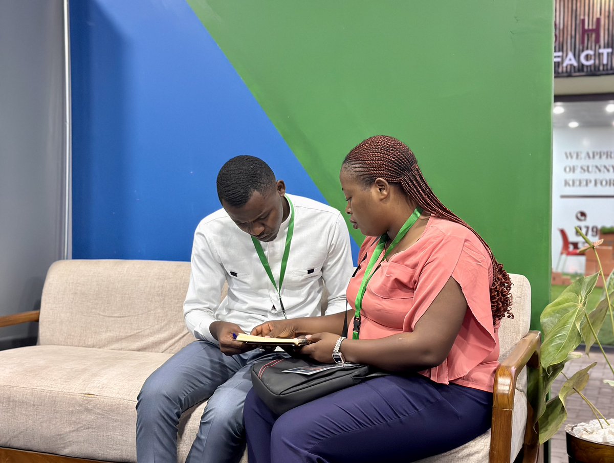 rnit_Rwanda's tweet photo. Kubaka ejo hazaza hawe heza bihera ku cyemezo ufata uyu munsi. Sura stand ya @rnit_Rwanda ,@CMARwanda na @RwStockExchange muri #Expo2026, umenye uko RNIT-Iterambere Fund n’isoko ry’imari n’imigabane byagufasha kwizigamira, gushora imari no kwiteza imbere. Turagutegereje i Gikondo https://t.co/jfbnnI2PKf