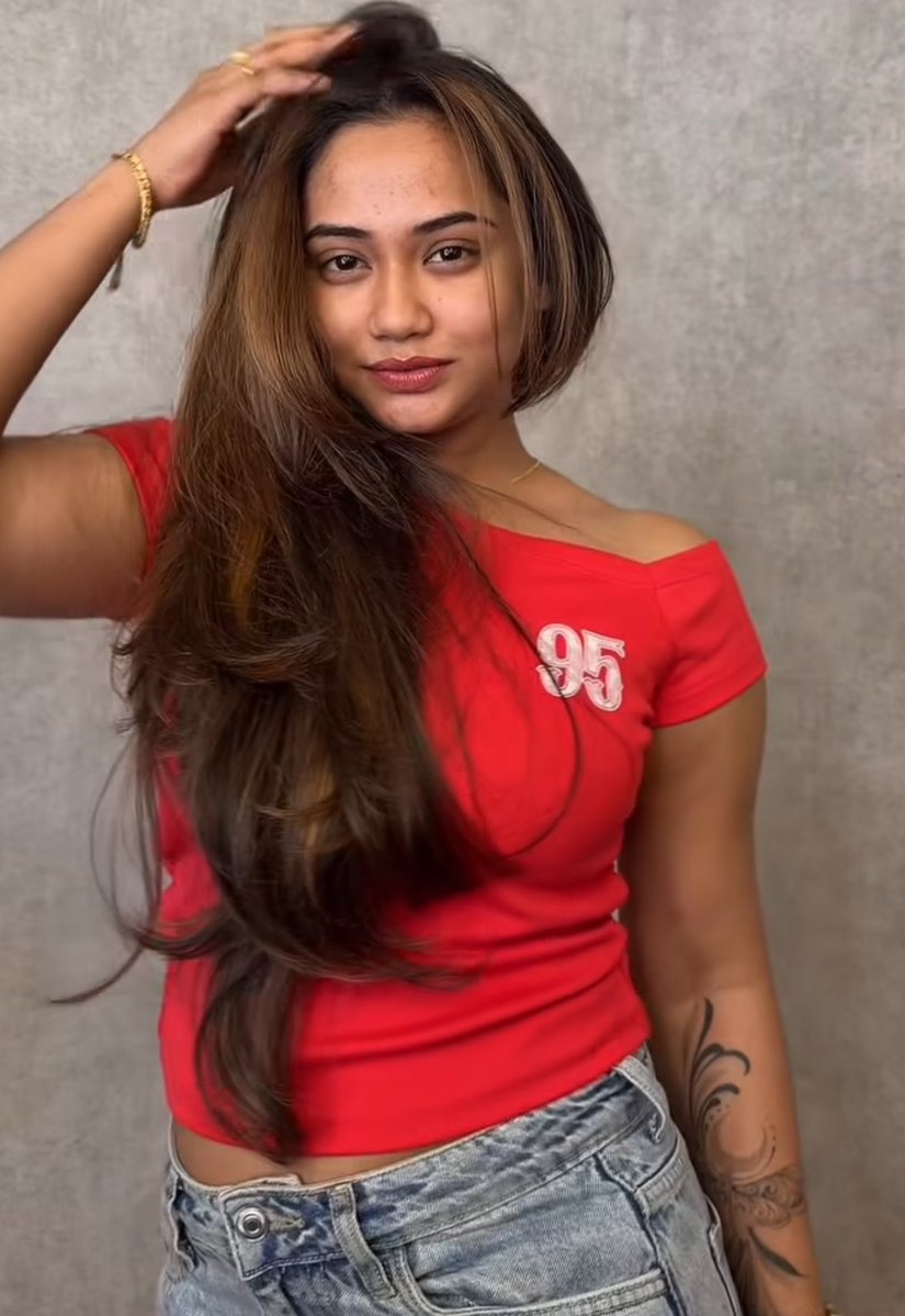 MalayalamC3n's tweet photo. #aparna 🔥🔥 https://t.co/5gPqqaMEpA