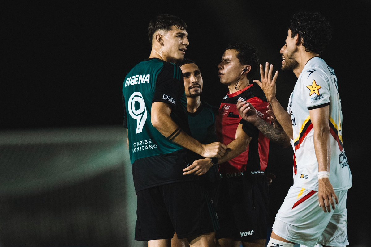 cancun_fc's tweet photo. 📸 Una noche complicada, vuelta a la página y a seguir luchando.

#Nuskah https://t.co/yZI4kMsemi