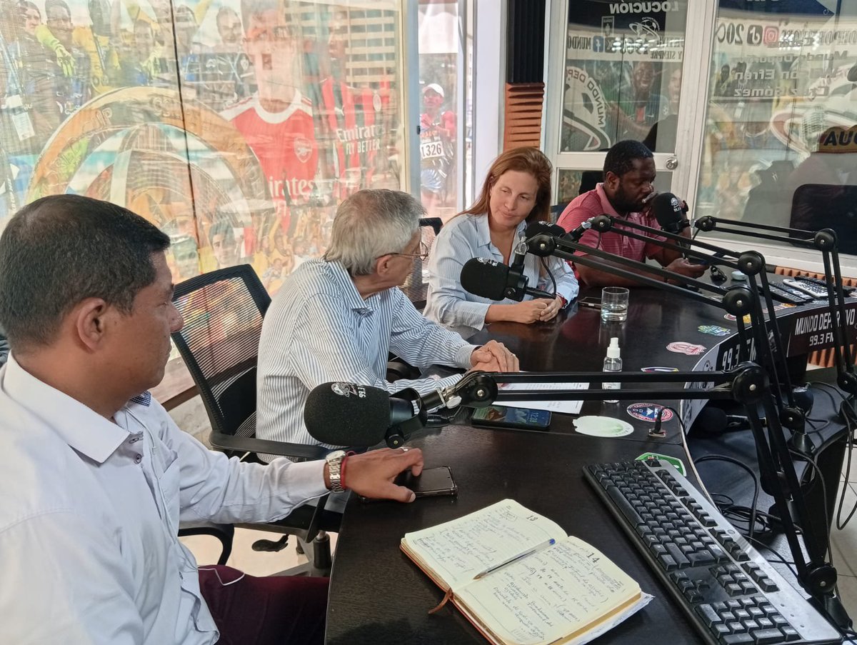 MarticaFierro's tweet photo. "Ecuador va a ser la sede del ajedrez americano y eso va a traer al Ecuador más inversiones en el tema deportivo. Buscamos que a través del deporte también haya turismo deportivo."

- Entrevista en Mundo Deportivo 99.3 FM https://t.co/2XLofA02Bw