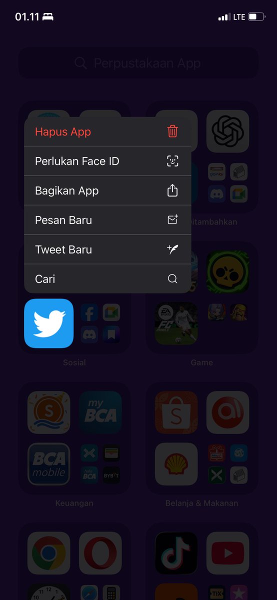 kenzuuo's tweet photo. Ga rela bngt klo di update harus berubah jadi hitam si icon ini https://t.co/Hzy2bnVtN4