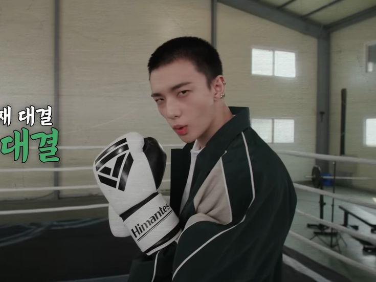 Lia_the_Cookie's tweet photo. #hyunin #현양 
Boxer Hyune X ring boy innie (18+)
(I just randomly got this idea so not very polished writing ahaha)

Jeongin just started this job solely because of one reason. He badly needed to pay off his student loans and his job was NOT covering that shit + https://t.co/ksa2CE258q