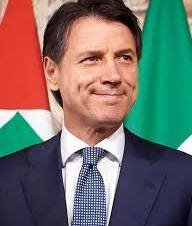 bbbb1_2_'s tweet photo. L'audizione di Conte davanti alla Comm.parlamentare d'inchiesta sul Covid, inizialmente fissata per martedì 4/08 2026 alle 9:30, è stata sconvocata e rinviata a data da destinarsi!Lisei (FdI), ha spiegato che lo slittamento si è reso necessario a causa dei lavori concomitanti😂 https://t.co/tcFg8qXhU3