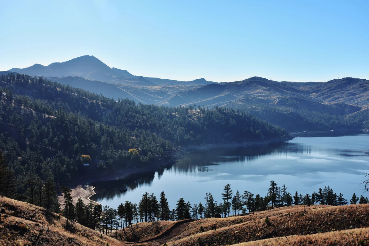 Cheesman Lake in the morning by Mike B via Unsplash.