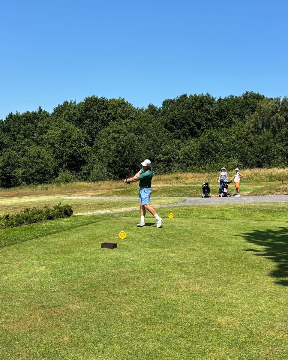 Cooper_Parry's tweet photo. Sunshine, #Fairways and Great Company โณโ๏ธ
The #CooperParry Wealth team recently welcomed clients and guests to @Kedleston_Park for a day of #golf.
Thanks to everyone who joined us. We can't wait to do it again ๐ https://t.co/XtifCzyIi5