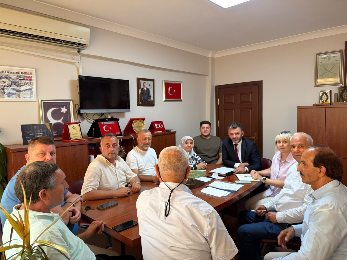 samet__caglayan's tweet photo. Teşkilatımızda Haftalık Olağan Yürütme Kurulu toplantımızı, Planlamalar ve istişarelerle gerçekleştirdik. 

Alınan kararların hayırlara vesile olmasını diliyoruz. https://t.co/GLnPNAxzev