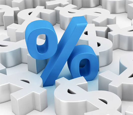 UchoInfo's tweet photo. Pela primeira vez desde março, mercado financeiro reduz expectativa para Selic em 2026 #BancoCentral #BC #BoletimFocus #Selic #jurobasico #Copom #IPCA #inflacao #economia #PIB #cambio #dolar https://t.co/9QXfIxQjyE https://t.co/N5sZ2oO4w9