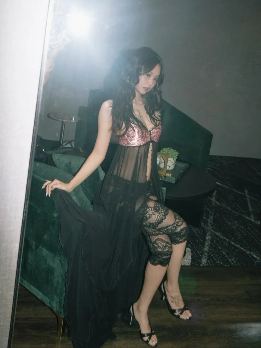 katarinokva's tweet photo. #jennie https://t.co/QbudIzcFz6