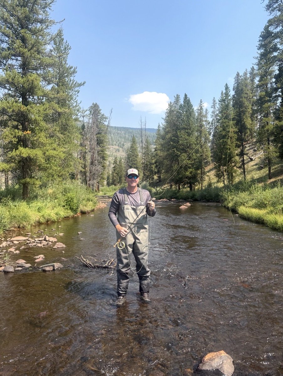 jermcwilliams's tweet photo. Beautiful morning in Vail Valley fly fishing. Finished the morning up catching two small Brook trout. https://t.co/zUxsldYOUn