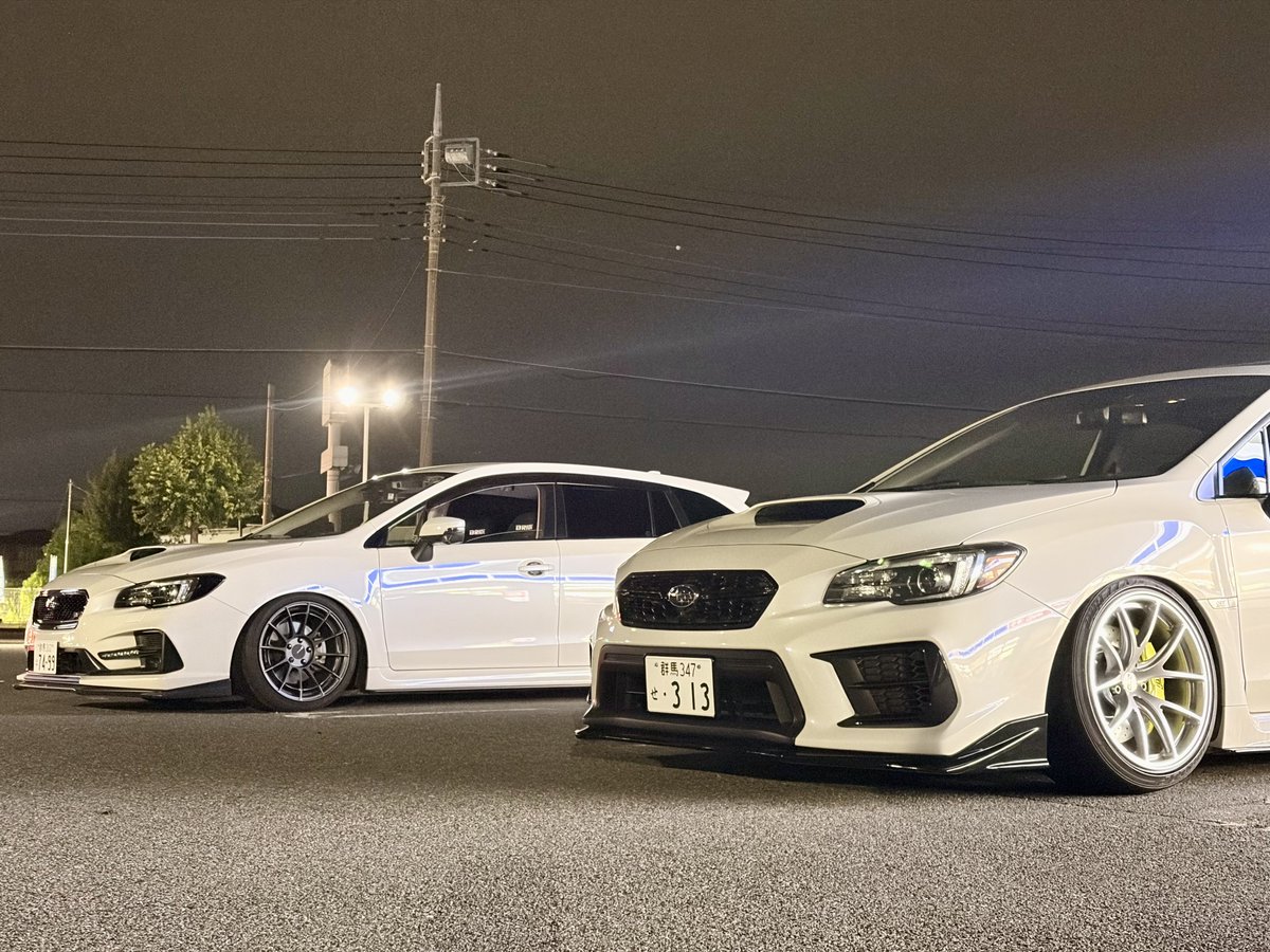 5subaru5's tweet photo. 密会😎 https://t.co/FDFIoLoVxm