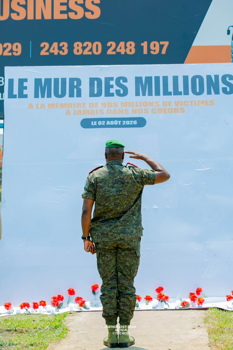 FonarevRDC's tweet photo. L’Ituri se souvient.

À Bunia, la commémoration officielle du GENOCOST s’est tenue en présence du Gouverneur militaire de la province de l’Ituri, le Général-major Gaby Kasongo Mulumba, ainsi que de plusieurs survivants venus rendre hommage aux millions de victimes des crimes commis en République démocratique du Congo.

Maintenant que tu sais, que fais-tu ?

✍🏾 Signez la pétition : https://t.co/ueI2dk1p7W